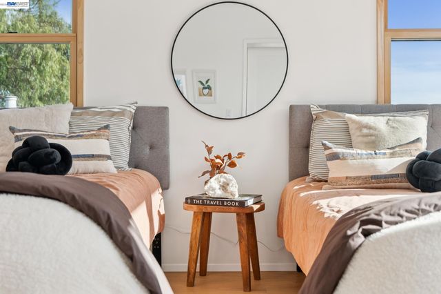 546 Weldon Ave, Oakland, CA 94610