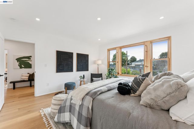 546 Weldon Ave, Oakland, CA 94610