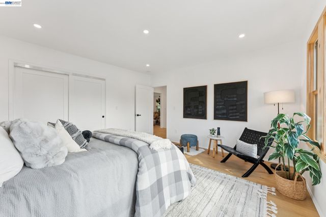 546 Weldon Ave, Oakland, CA 94610