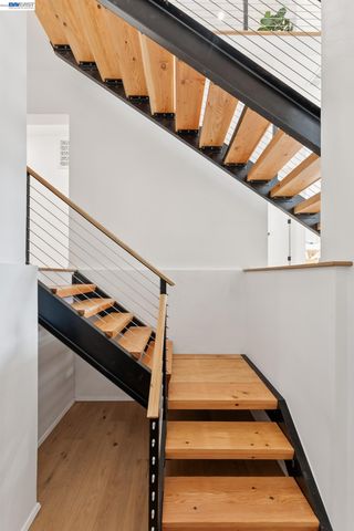 546 Weldon Ave, Oakland, CA 94610