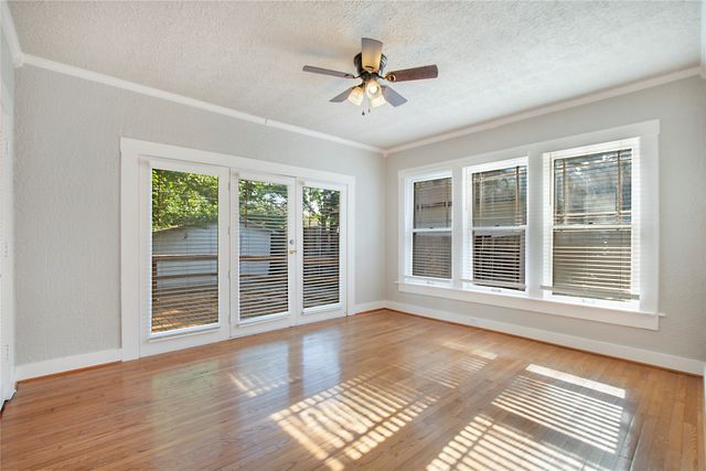 2222 Harrison Avenue, Fort Worth, TX 76110