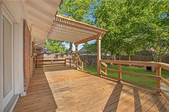 2222 Harrison Avenue, Fort Worth, TX 76110