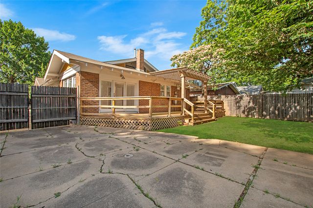 2222 Harrison Avenue, Fort Worth, TX 76110