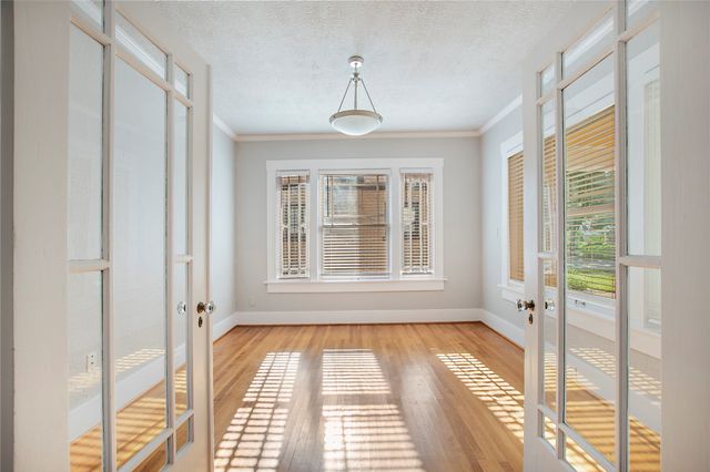 2222 Harrison Avenue, Fort Worth, TX 76110