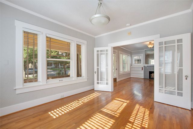 2222 Harrison Avenue, Fort Worth, TX 76110