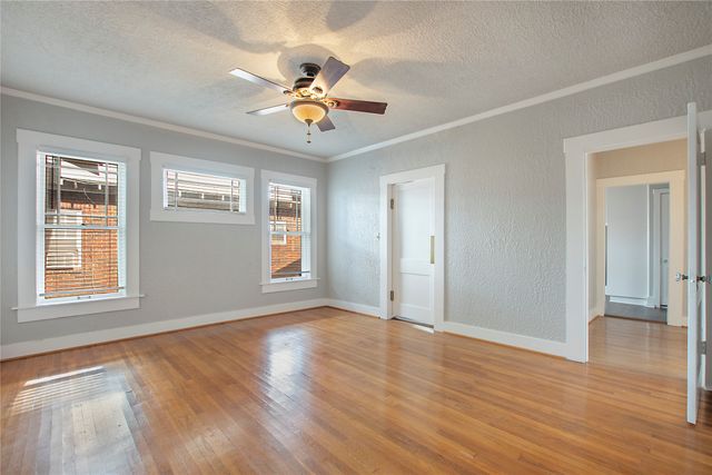 2222 Harrison Avenue, Fort Worth, TX 76110