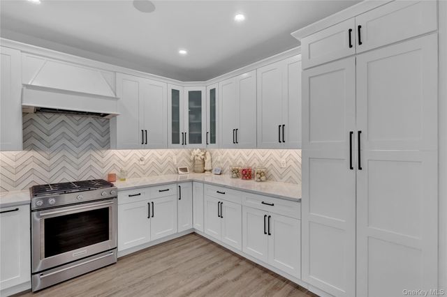 108 Hunter Avenue, Miller Place, NY 11764