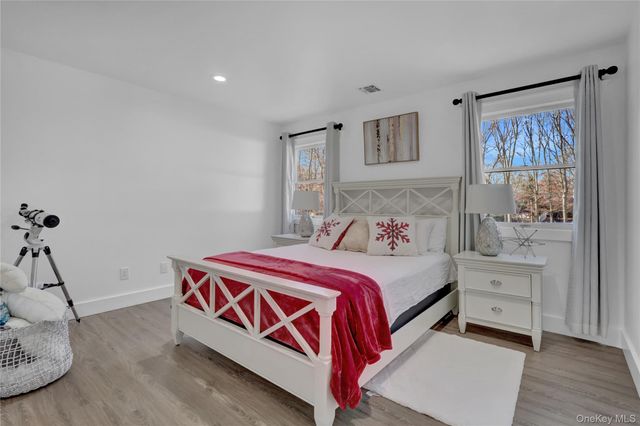 108 Hunter Avenue, Miller Place, NY 11764