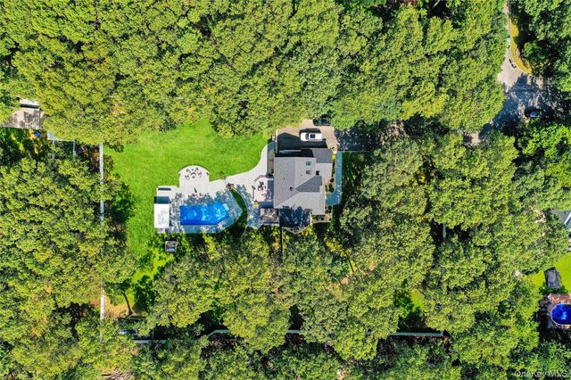 108 Hunter Avenue, Miller Place, NY 11764