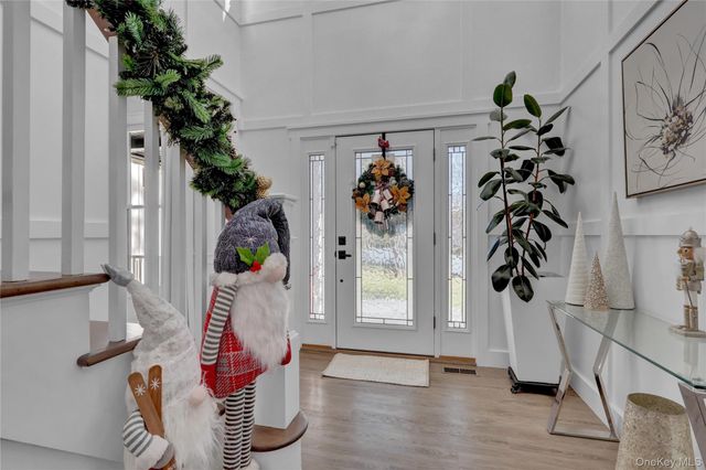 108 Hunter Avenue, Miller Place, NY 11764