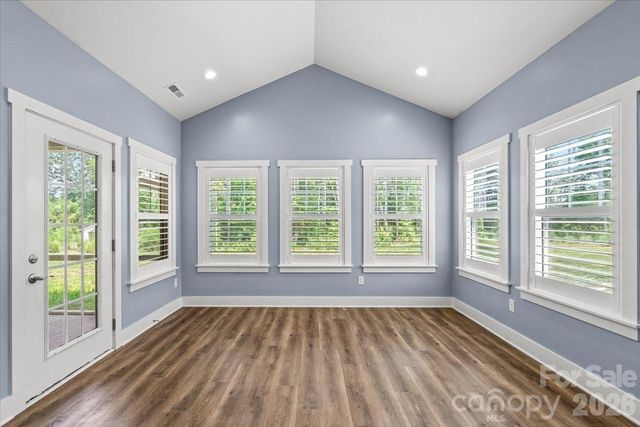 7575 Deer Track Drive, Denver, NC 28037