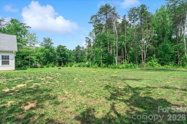 7575 Deer Track Drive, Denver, NC 28037