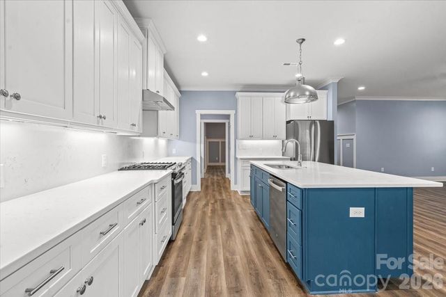 7575 Deer Track Drive, Denver, NC 28037