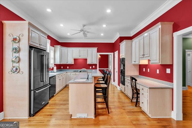 222 Newton Drive, Forsyth, GA 31029
