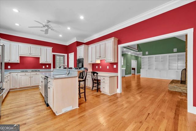 222 Newton Drive, Forsyth, GA 31029