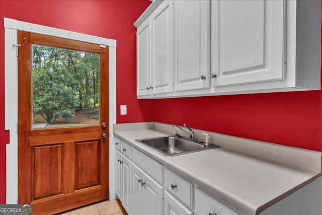 222 Newton Drive, Forsyth, GA 31029