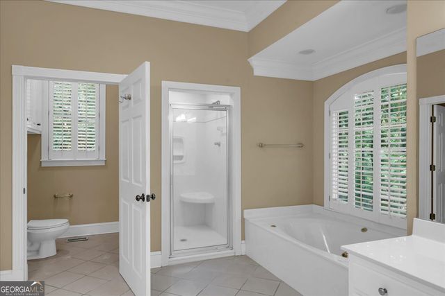 222 Newton Drive, Forsyth, GA 31029