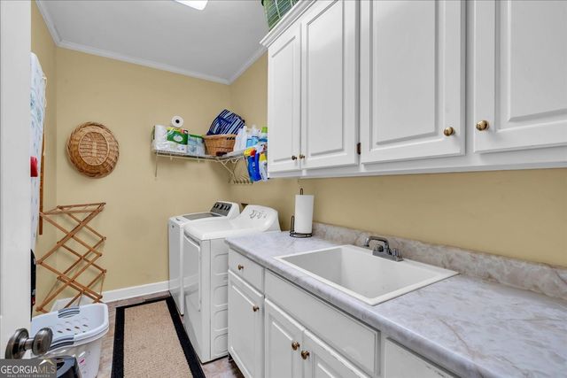 222 Newton Drive, Forsyth, GA 31029