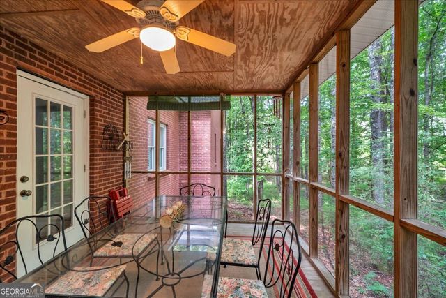 222 Newton Drive, Forsyth, GA 31029
