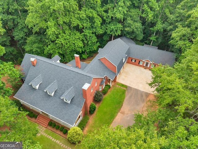 222 Newton Drive, Forsyth, GA 31029
