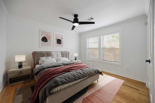 1310 Walton Street, Houston, TX 77009