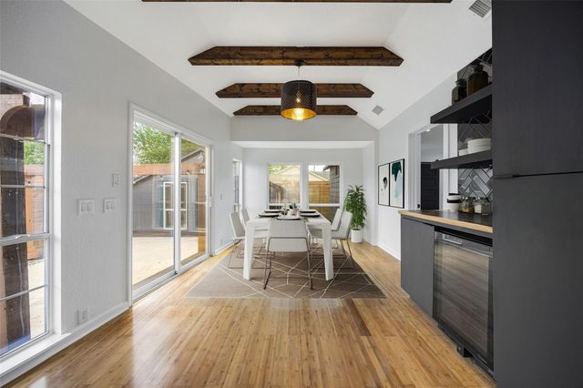 1310 Walton Street, Houston, TX 77009