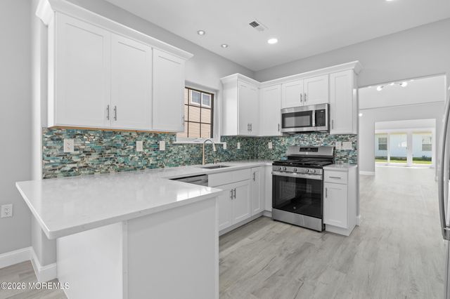 3 Baldwin Drive, Manchester, NJ 08759