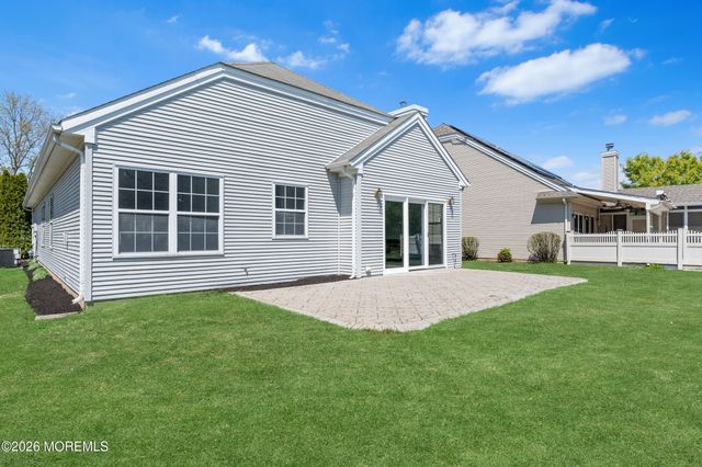 3 Baldwin Drive, Manchester, NJ 08759