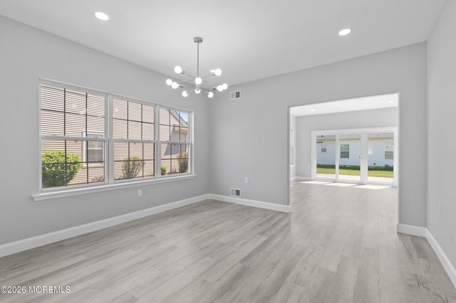 3 Baldwin Drive, Manchester, NJ 08759