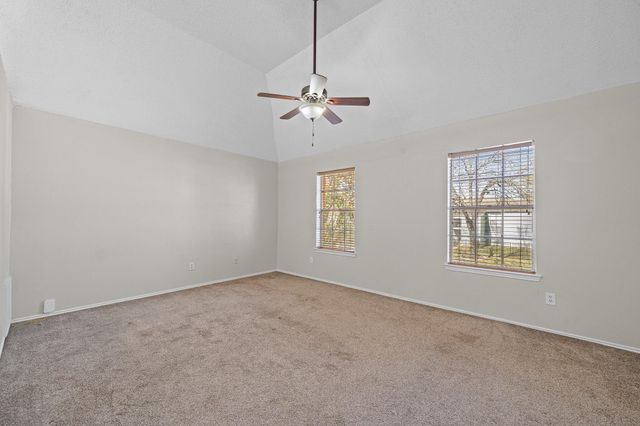 11123 Gatesden Drive, Tomball, TX 77377