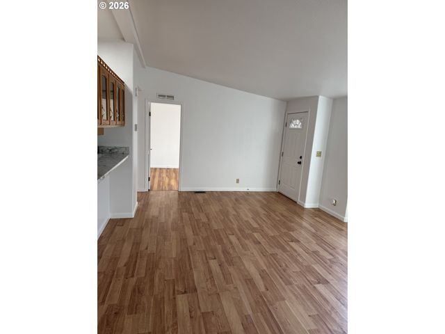6 S GEE CREEK Loop, Ridgefield, WA 98642