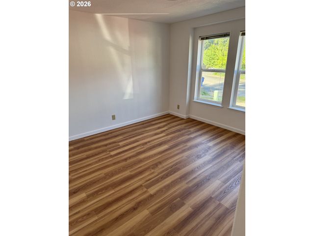 6 S GEE CREEK Loop, Ridgefield, WA 98642