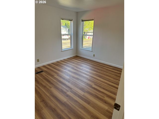 6 S GEE CREEK Loop, Ridgefield, WA 98642