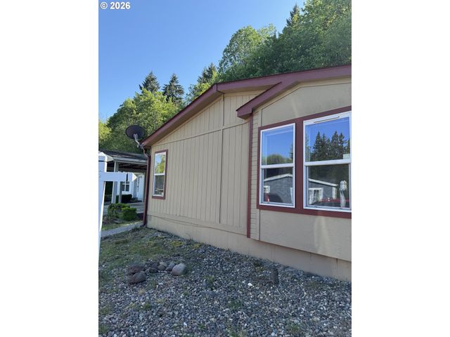 6 S GEE CREEK Loop, Ridgefield, WA 98642