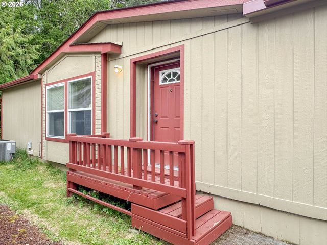 6 S GEE CREEK Loop, Ridgefield, WA 98642