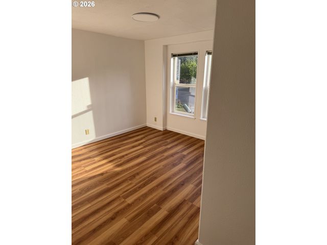 6 S GEE CREEK Loop, Ridgefield, WA 98642
