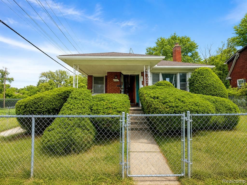11882 Findlay Street, Detroit, MI 48205