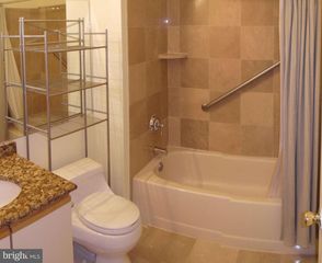 7 TOWPATH, Princeton, NJ 08540