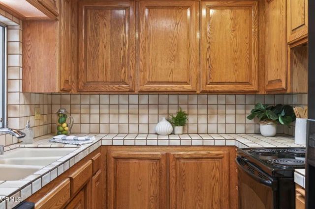 213 E Elfin Green, Port Hueneme, CA 93041