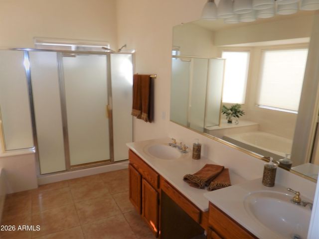 1061 W COURTNEY Lane, Tempe, AZ 85284