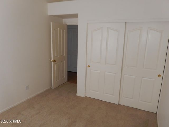 1061 W COURTNEY Lane, Tempe, AZ 85284