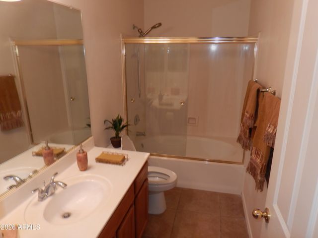 1061 W COURTNEY Lane, Tempe, AZ 85284