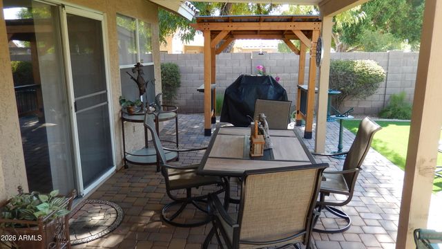 1061 W COURTNEY Lane, Tempe, AZ 85284