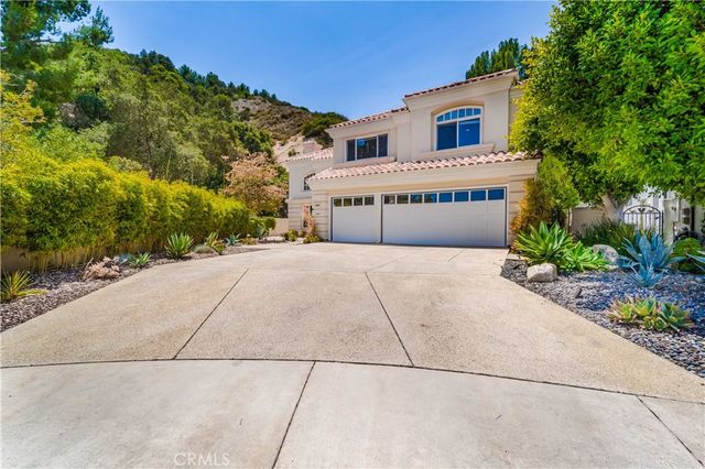 24961 Alicante, Calabasas, CA 91302