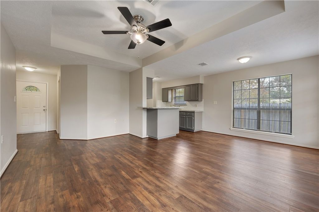 1003 East 24th Street, Bryan, TX 77803 — photo 2
