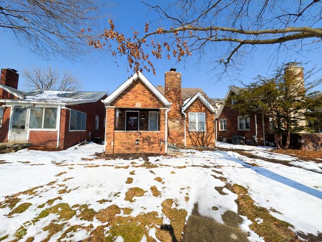 5260 E 9th Street, Indianapolis, IN 46219