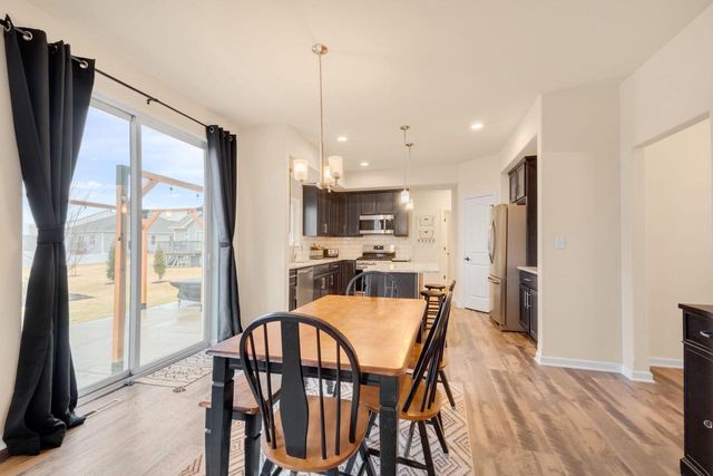 555 Spur ROAD, Slinger, WI 53086