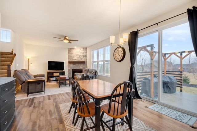 555 Spur ROAD, Slinger, WI 53086