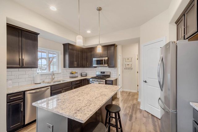 555 Spur ROAD, Slinger, WI 53086