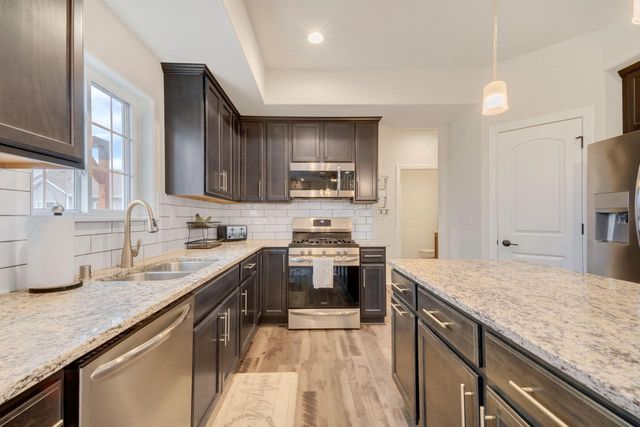 555 Spur ROAD, Slinger, WI 53086